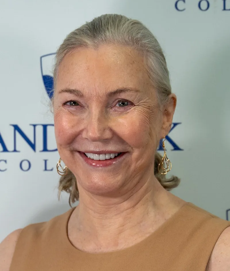 Headshot of Diane Tarbell.