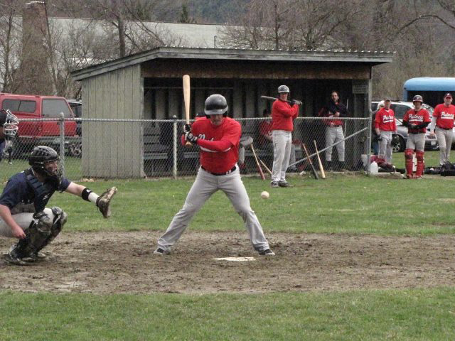 Putney team player at the plate ready to swing.