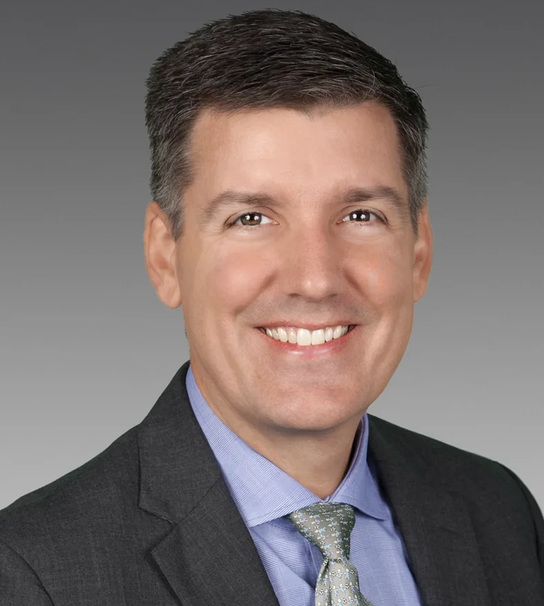 Headshot of Scott Tozier.