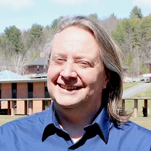 Headshot of Josh Moyse.