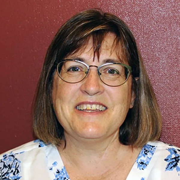 Headshot of Lisa Nye Chabot.