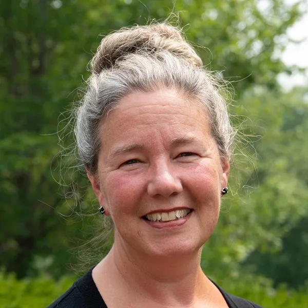 Headshot of Adrienne Major.