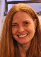 Headshot of Eve Leons.