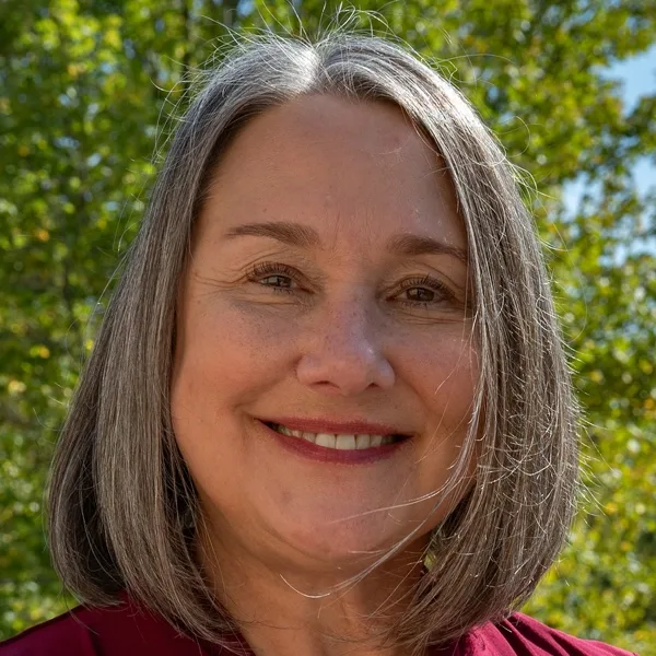 Headshot of Marie Saddlemire.