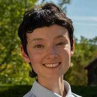 Headshot of Allison Yoo-Babbitt. 