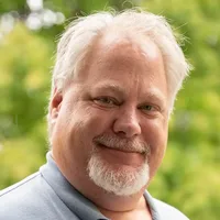 Headshot of Andrew Wilcox. 