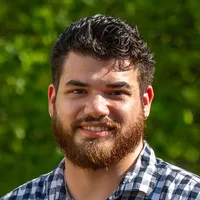 Headshot of Angel Cintron. 
