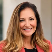 Headshot of Barbara Godoy.