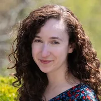 Headshot of Gabrielle Ewall. 