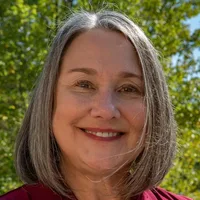 Headshot of Marie Saddlemire. 